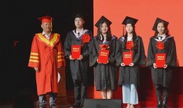 信阳学生爆料事件视频最新,校园暴力真相曝光，正义终将到来